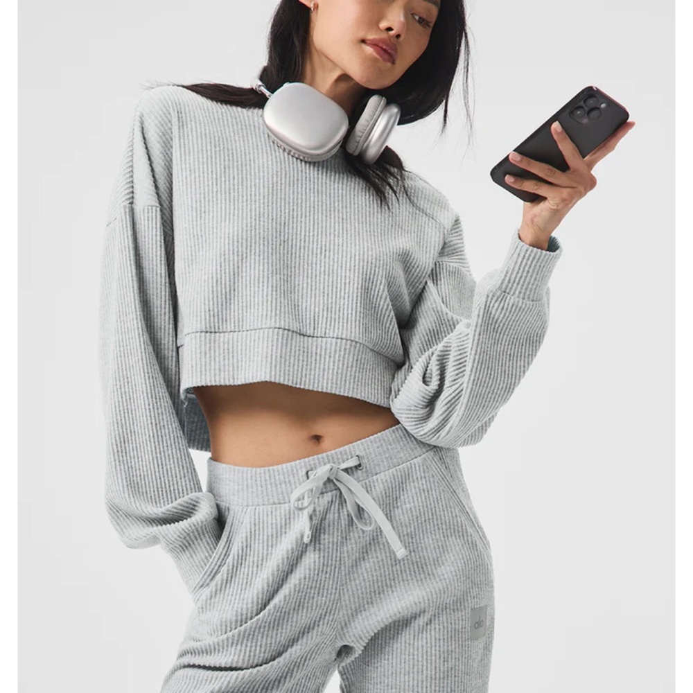 ALO Yoga Gray Hoodie Cropped Sweater
